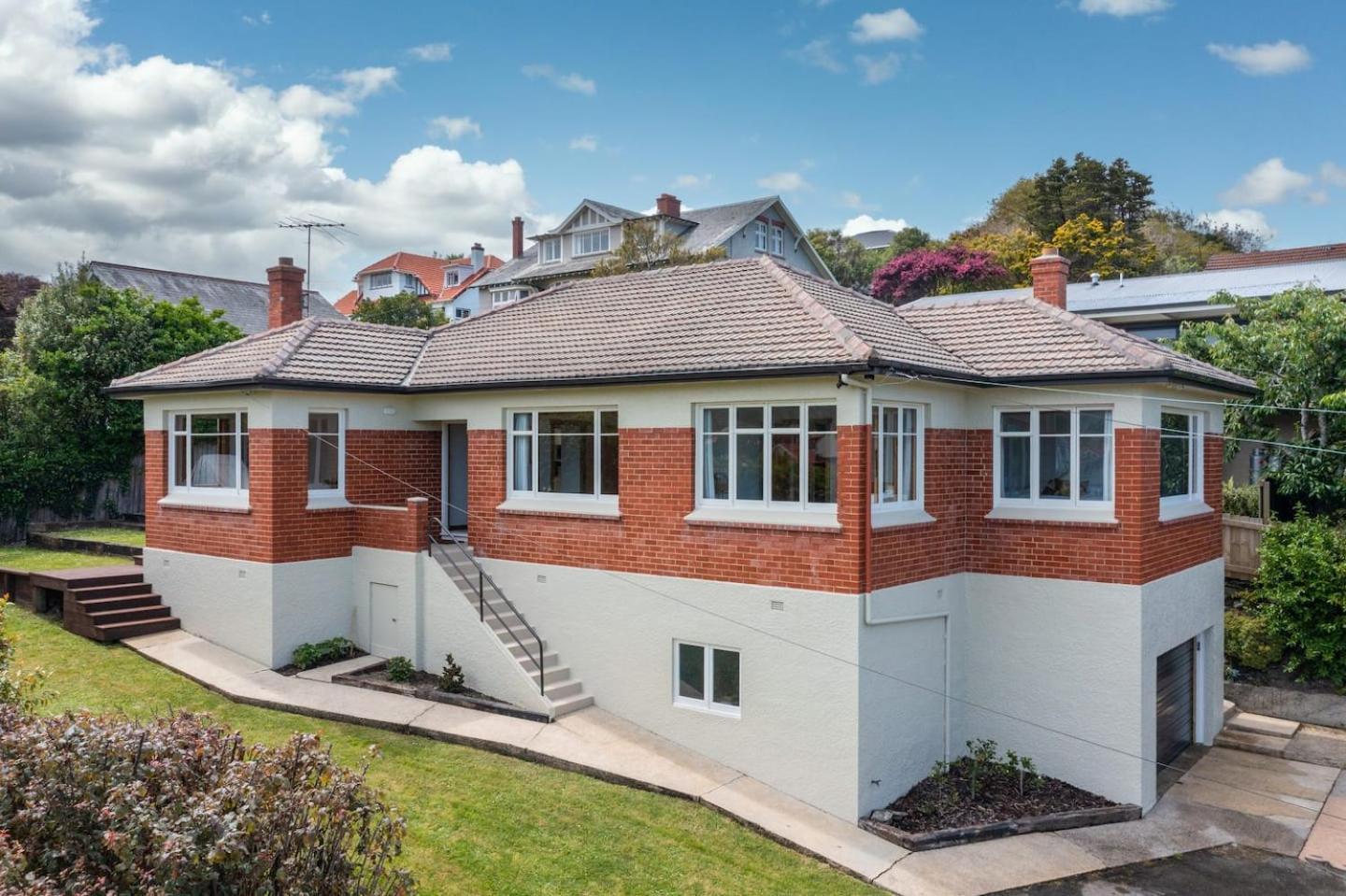 Stunning Family Home In Andersons Bay Dunedin Exteriör bild
